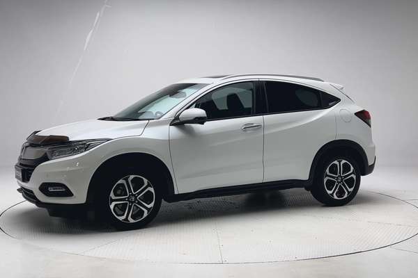 2021 Honda HR-V VTi-LX thumb-3