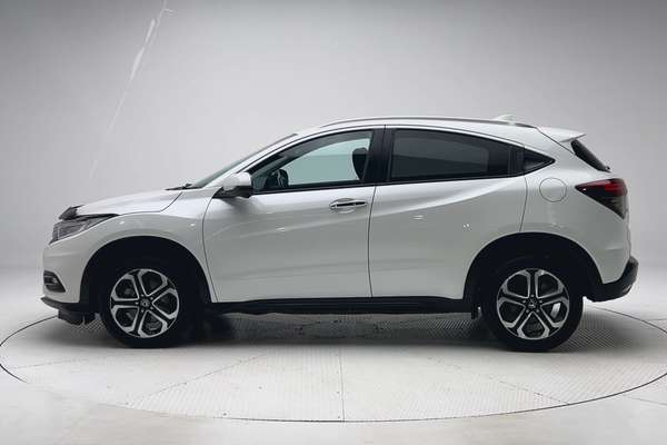 2021 Honda HR-V VTi-LX thumb-4