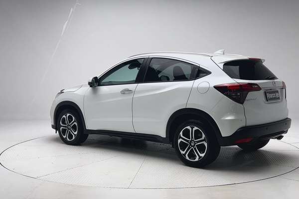 2021 Honda HR-V VTi-LX thumb-5