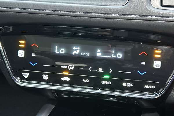 2021 Honda HR-V VTi-LX thumb-16