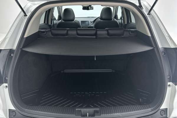 2021 Honda HR-V VTi-LX thumb-20