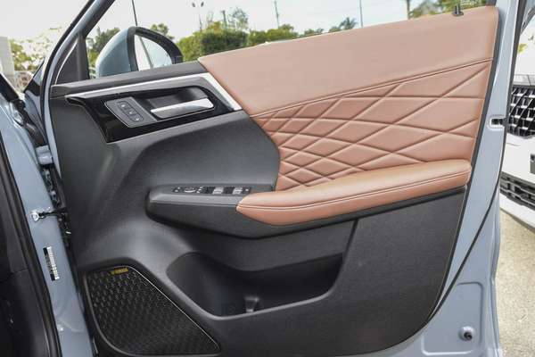 2026 Mitsubishi Outlander Exceed Tourer ZM thumb-14
