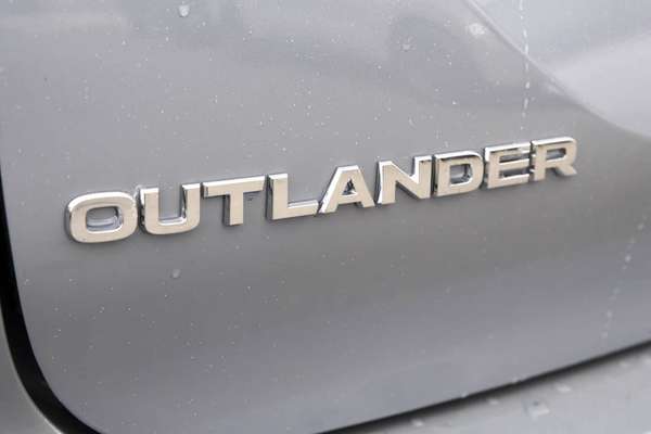 2026 Mitsubishi Outlander Exceed Tourer ZM thumb-18
