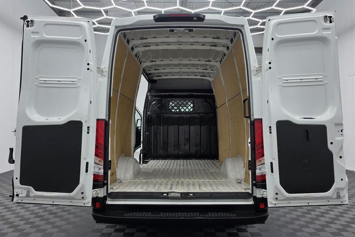 2021 IVECO Daily 35S14V
