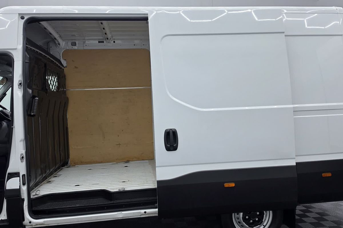 2021 IVECO Daily 35S14V