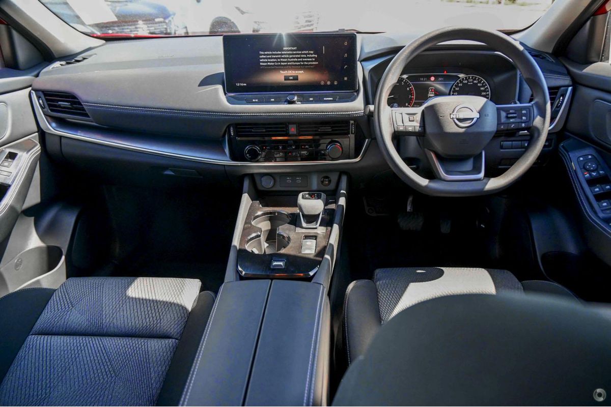 2026 Nissan X-TRAIL ST T33