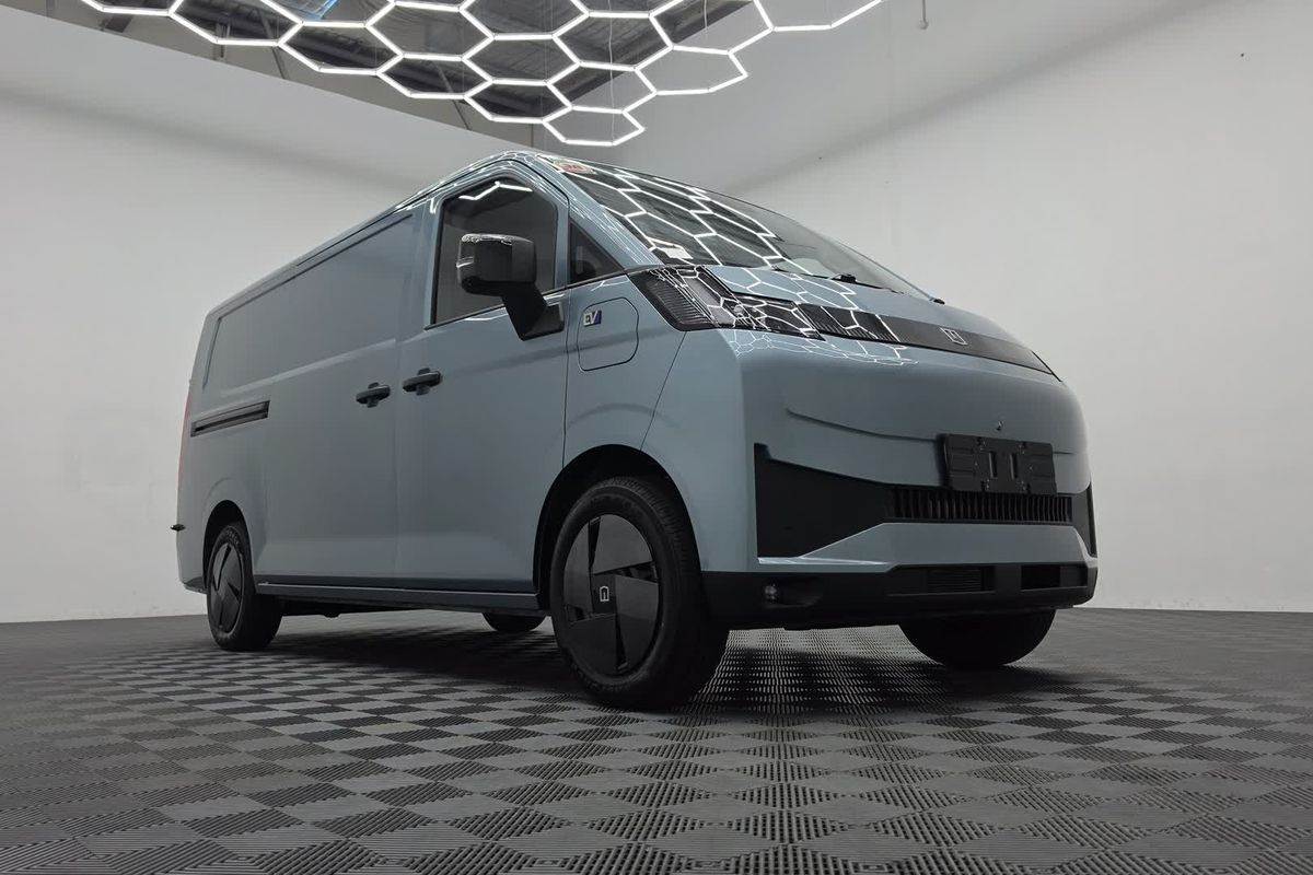 2026 Farizon V7E Extended Range Low Roof