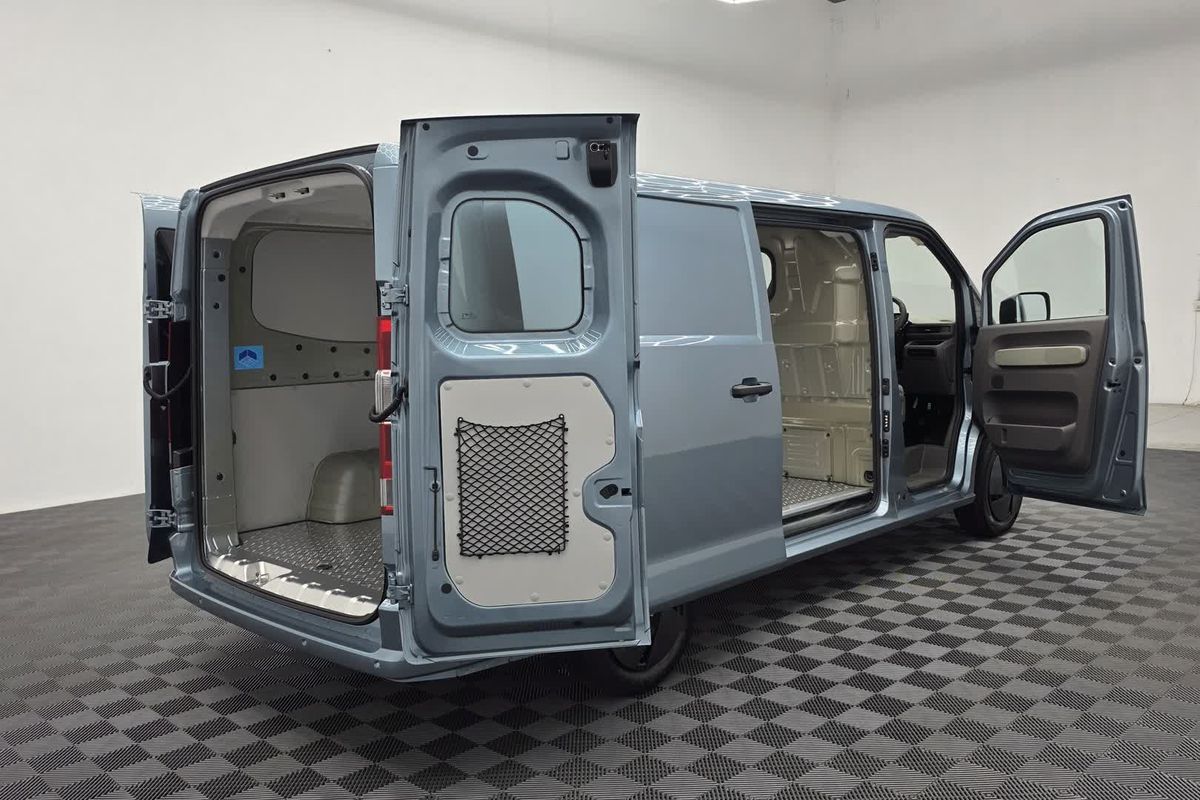2026 Farizon V7E Extended Range Low Roof