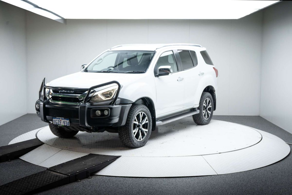 2019 Isuzu MU-X LS-T