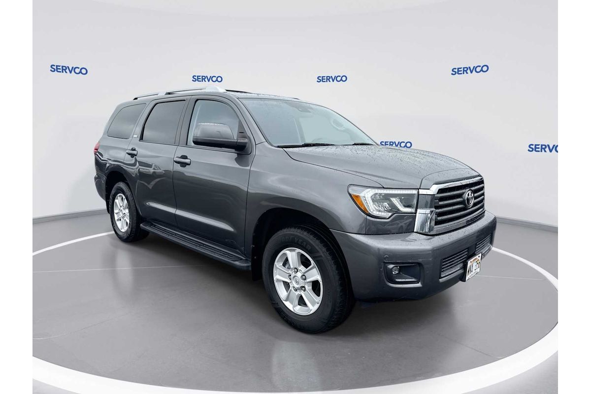 2022 Toyota Sequoia SR5