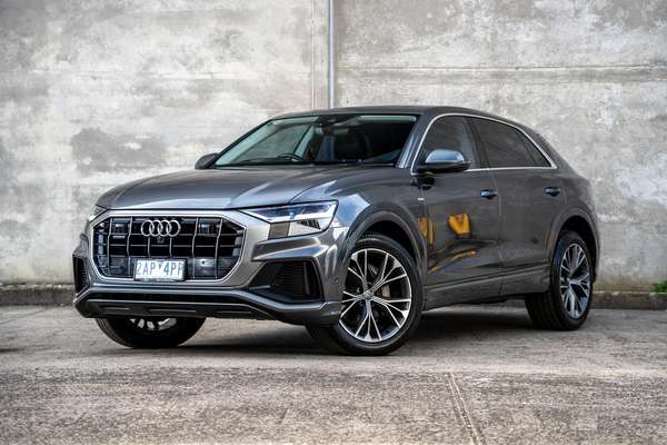 2019 Audi Q8 55 TFSI F1