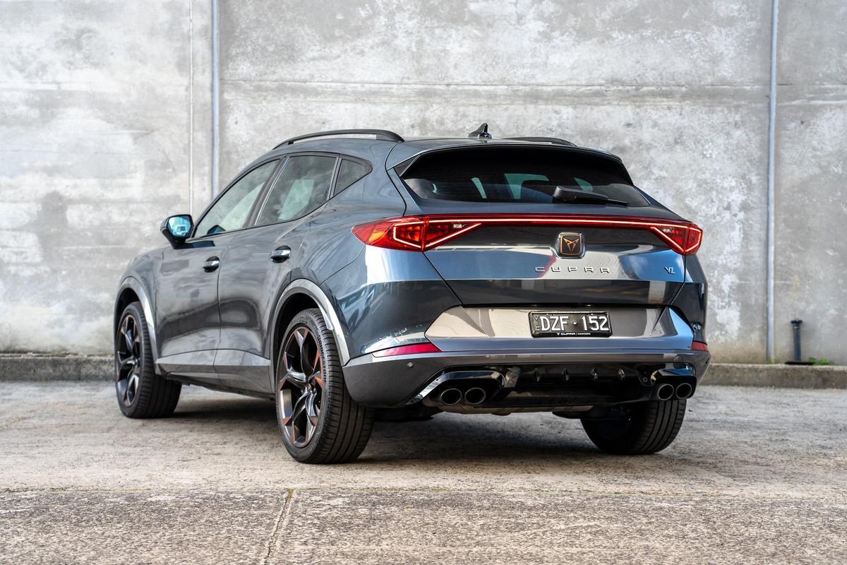 2024 CUPRA Formentor VZx KM