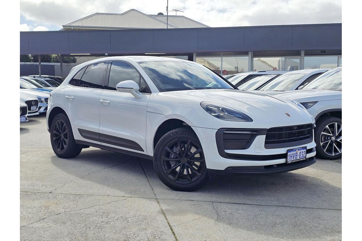 2022 Porsche Macan 95B