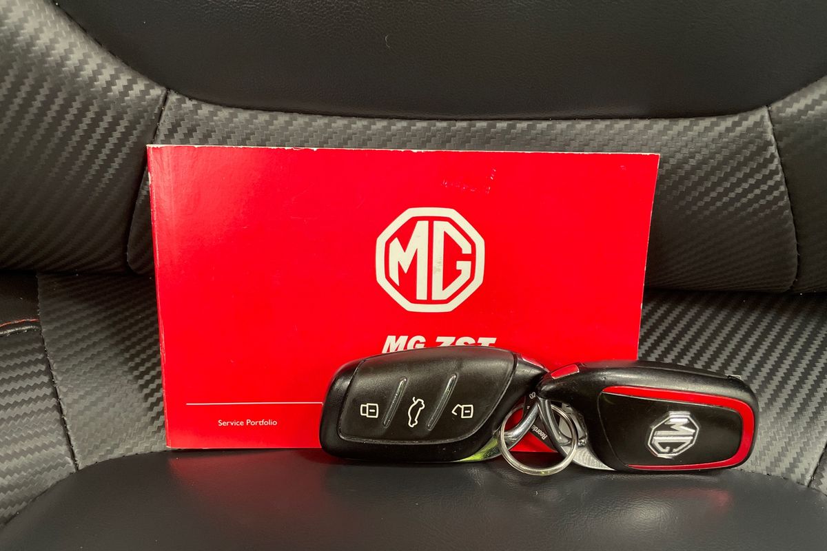 2021 MG ZST