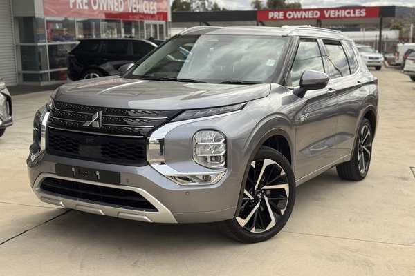 2023 Mitsubishi Outlander PHEV Exceed ZM