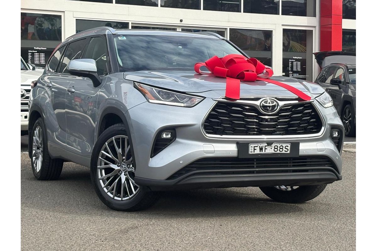 2025 Toyota Kluger Grande AXUH78R