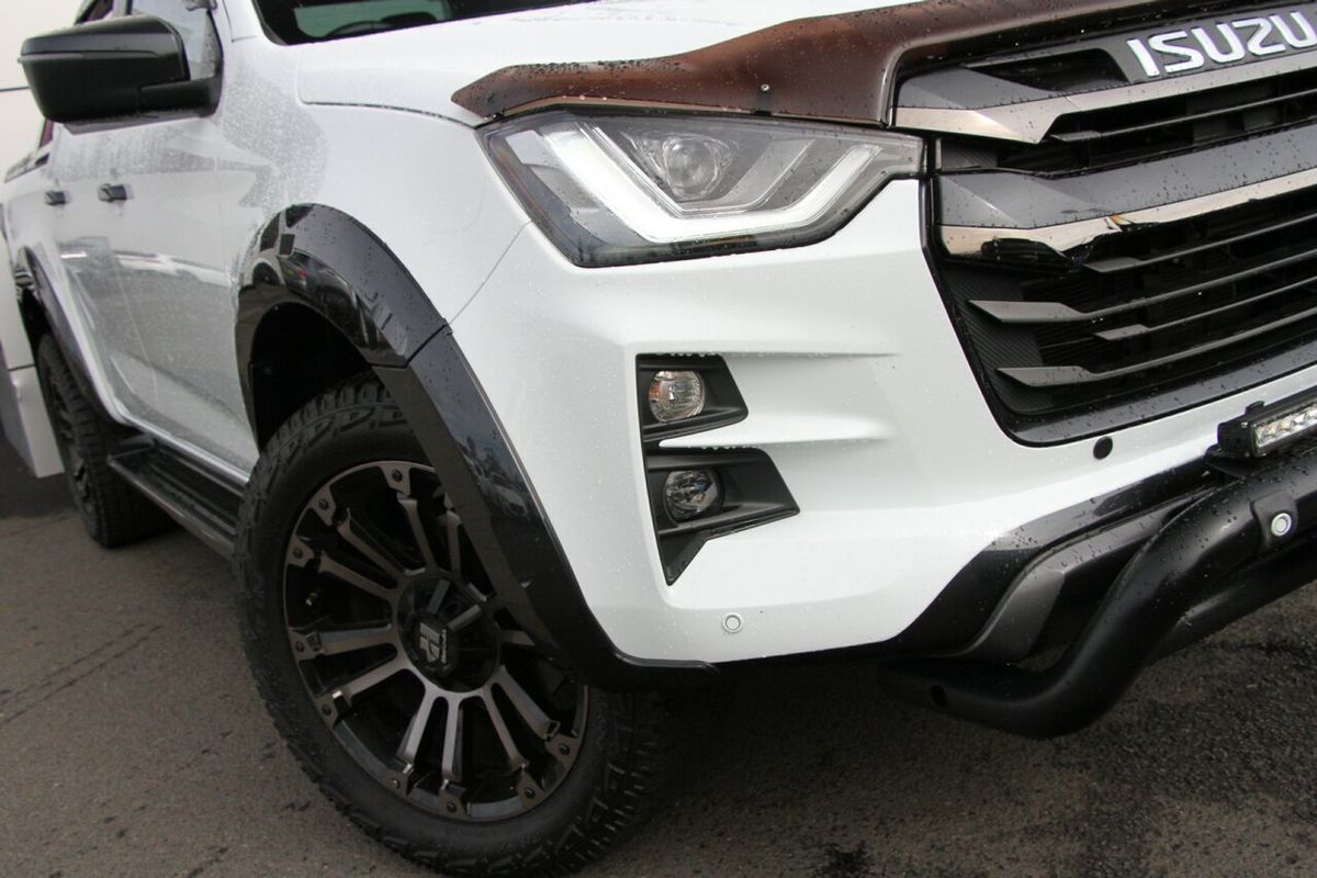 2022 Isuzu D-MAX X-TERRAIN 4X4