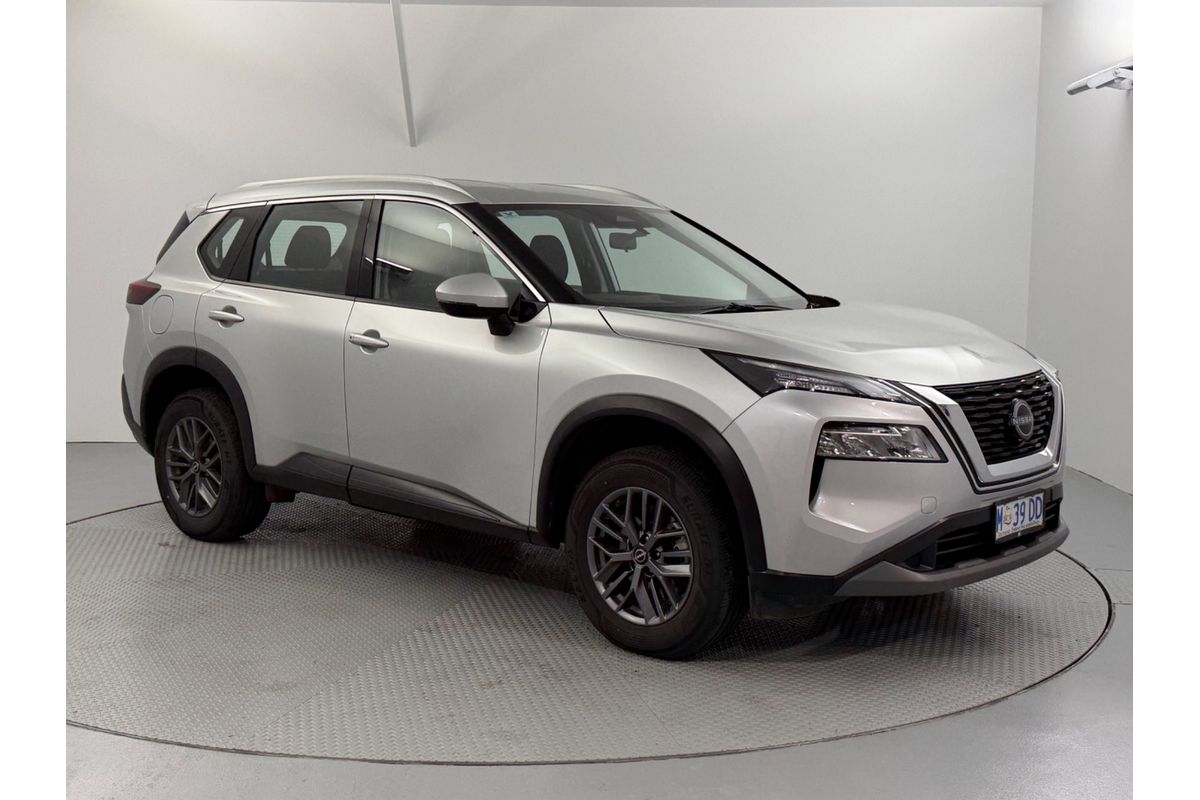 2024 Nissan X-TRAIL ST T33