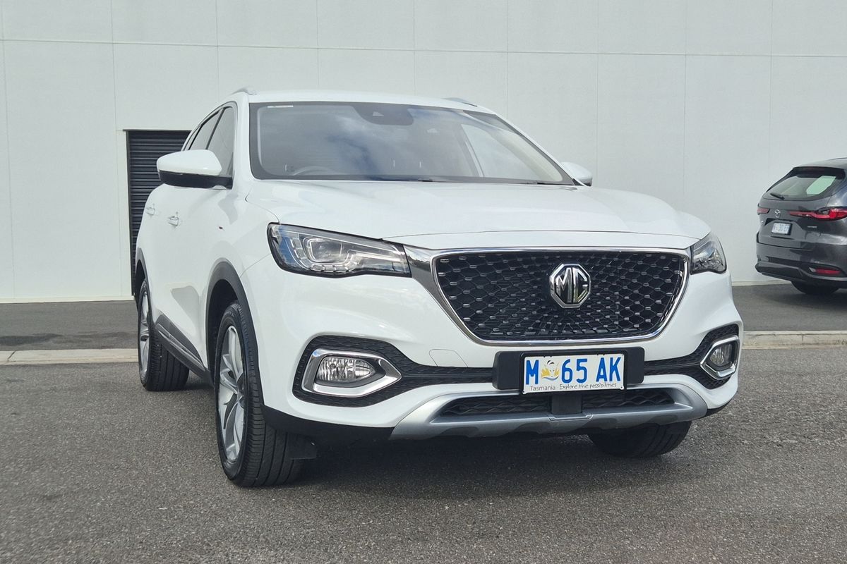 2024 MG HS Excite SAS23