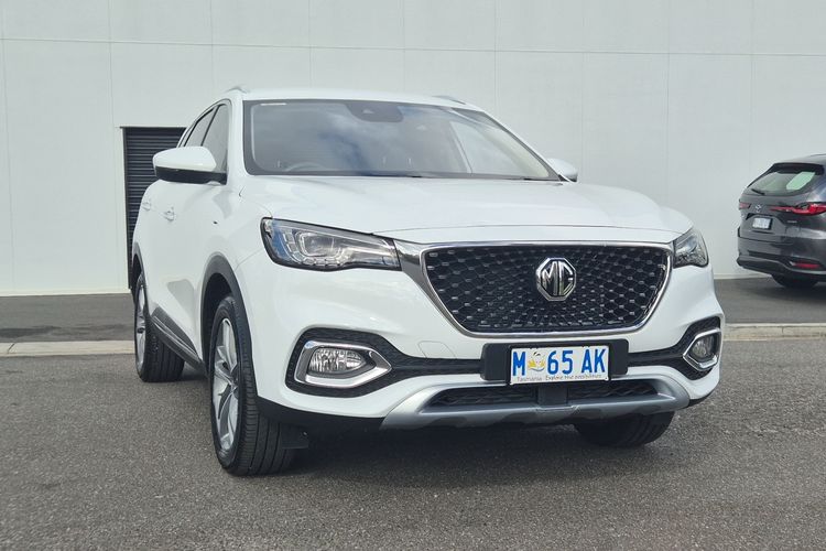 2024 MG HS Excite SAS23