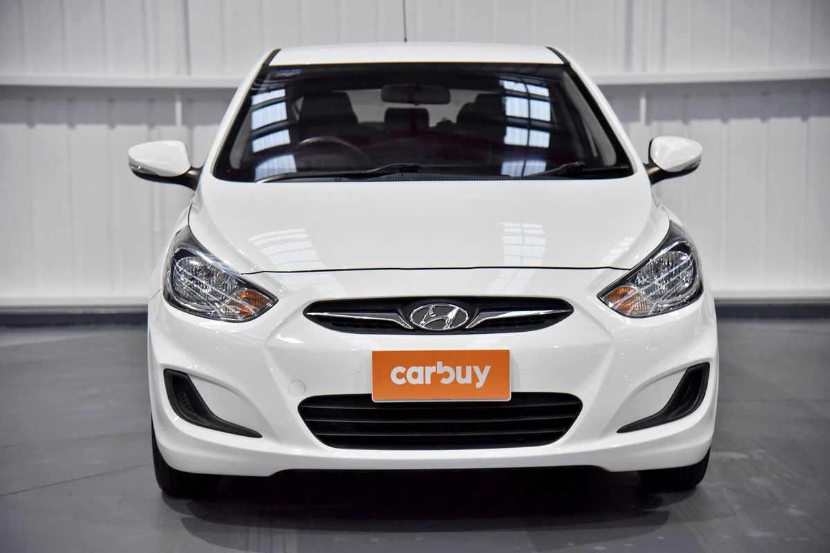 2013 Hyundai Accent Active RB2