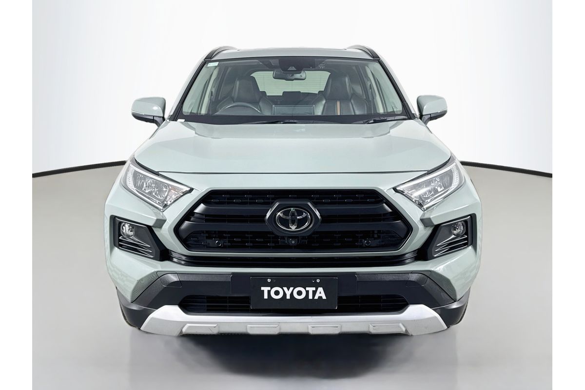 2020 Toyota RAV4 Edge AXAA54R