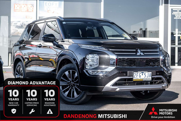2025 Mitsubishi Outlander LS ZM