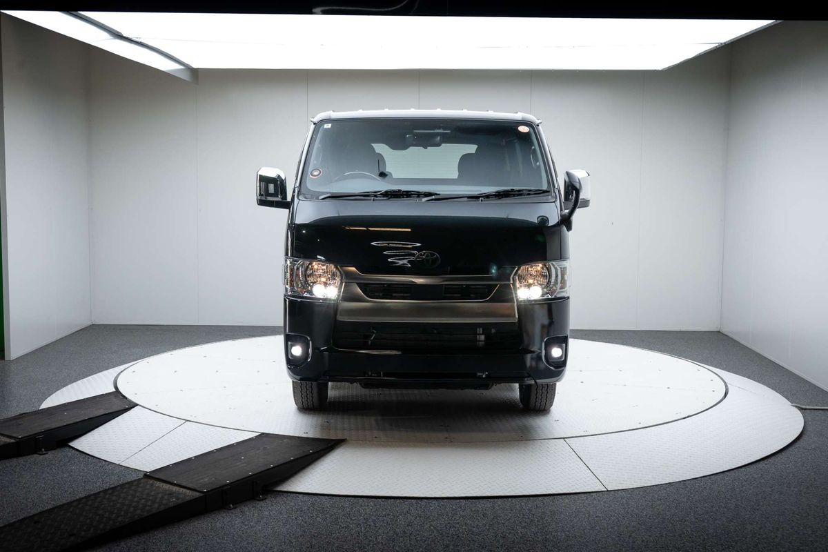 2025 Toyota Hiace Commuter GL GDH322R ELWB High Roof