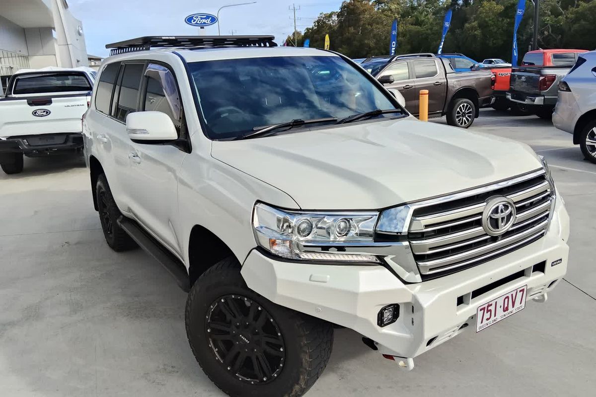 2019 Toyota Landcruiser Sahara VDJ200R