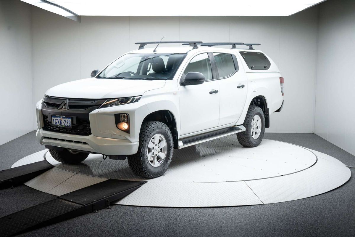 2019 Mitsubishi Triton GLX+ MR 4X4