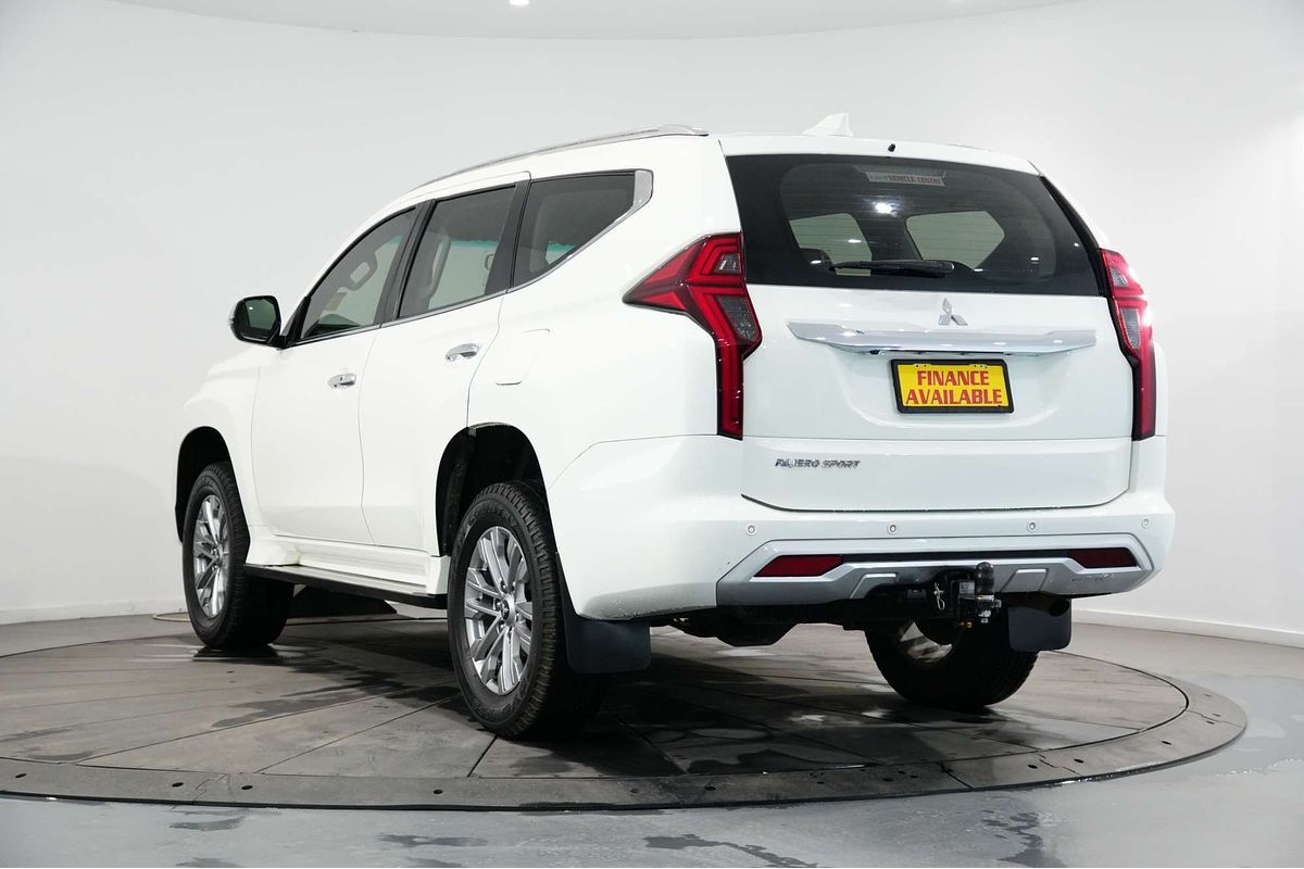 2022 Mitsubishi Pajero Sport GLX QF