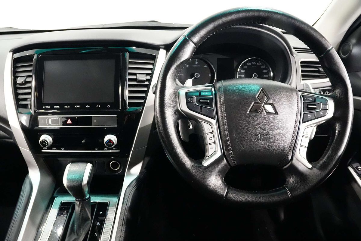 2022 Mitsubishi Pajero Sport GLX QF