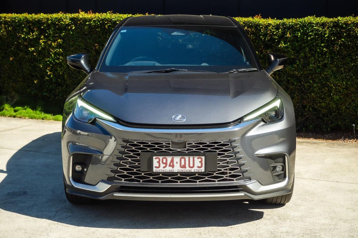 2024 Lexus LBX Sports Luxury MAYH10R