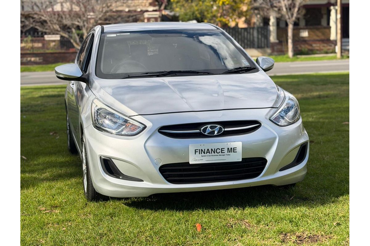 2016 Hyundai Accent Active RB3