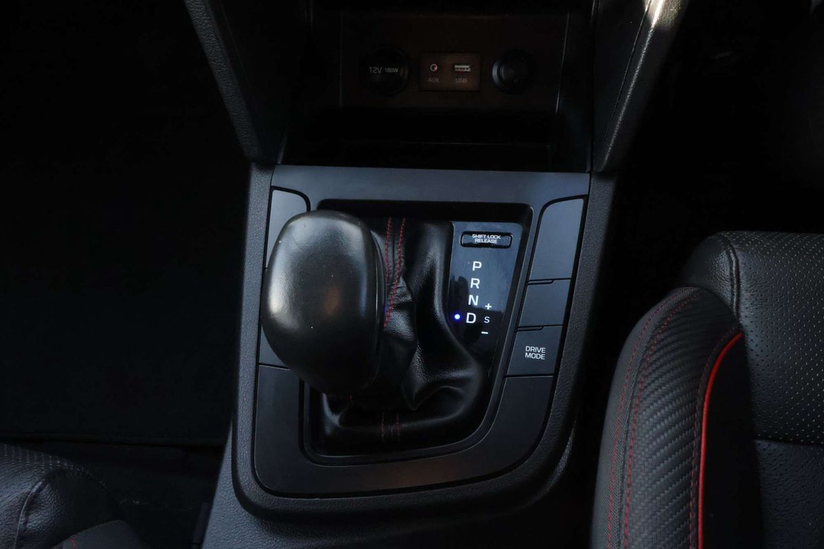 2018 Hyundai Elantra SR Turbo AD