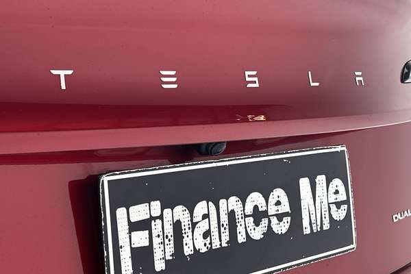 2024 Tesla Model 3 Long Range thumb-21