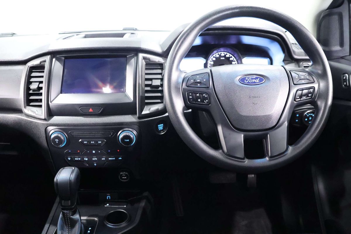 2021 Ford Everest Ambiente UA II 3.2L