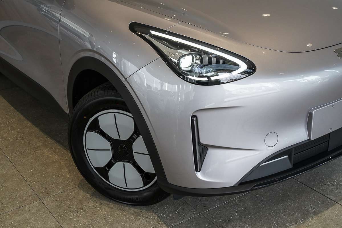 2026 Geely EX2 Complete E22H