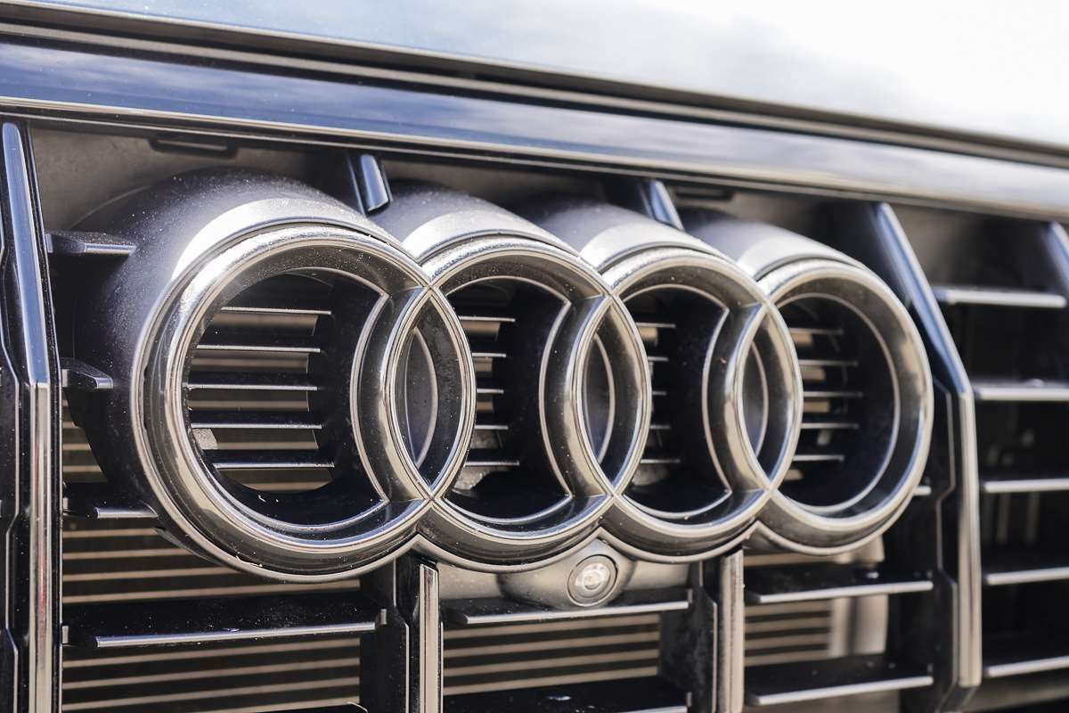 2022 Audi Q3 40 TFSI S line F3