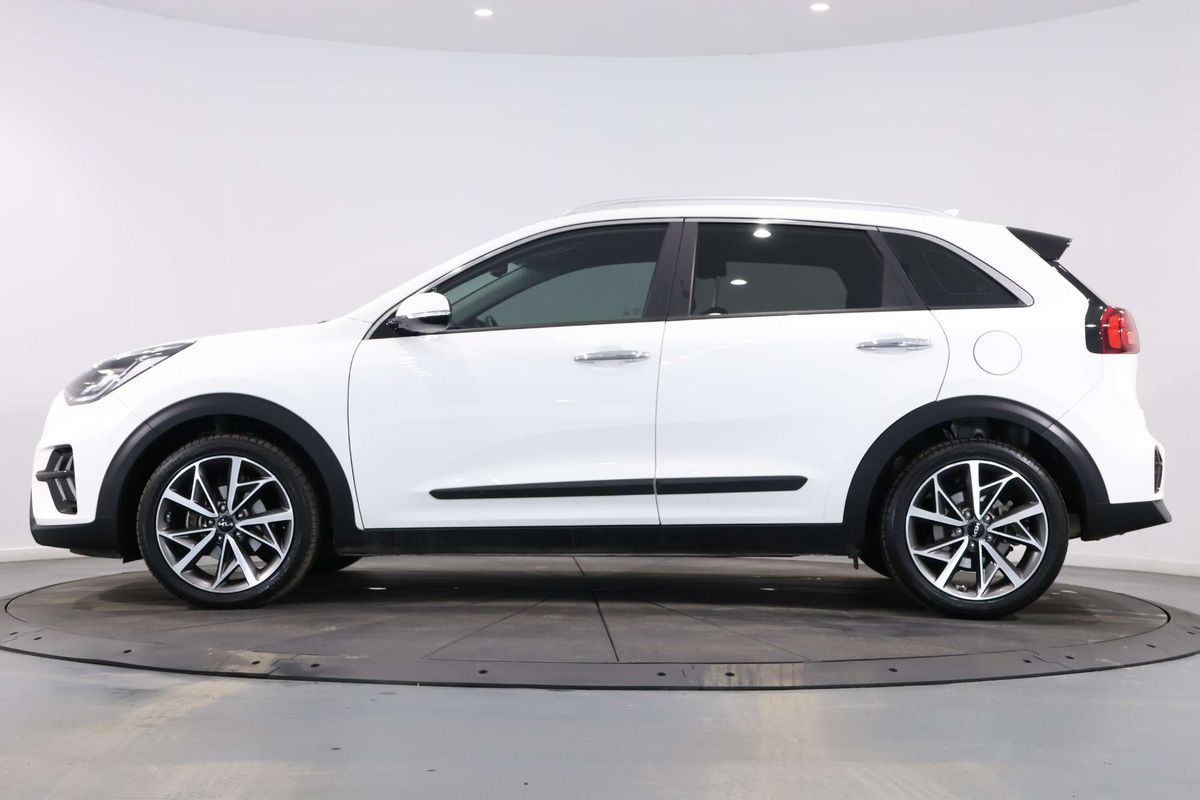 2021 Kia Niro Hybrid Sport DE