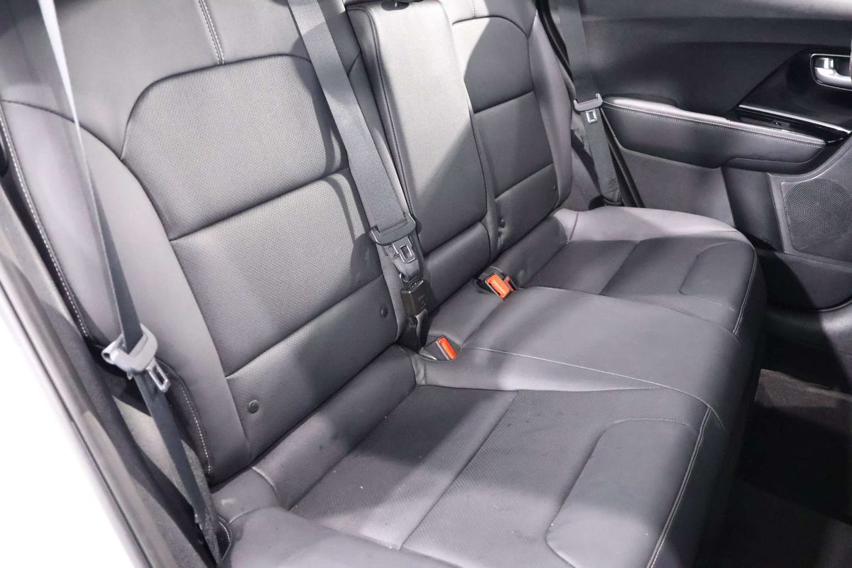 2021 Kia Niro Hybrid Sport DE