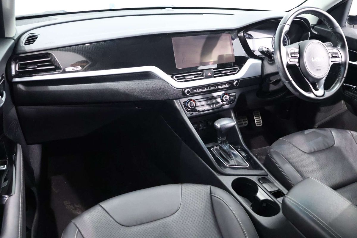 2021 Kia Niro Hybrid Sport DE