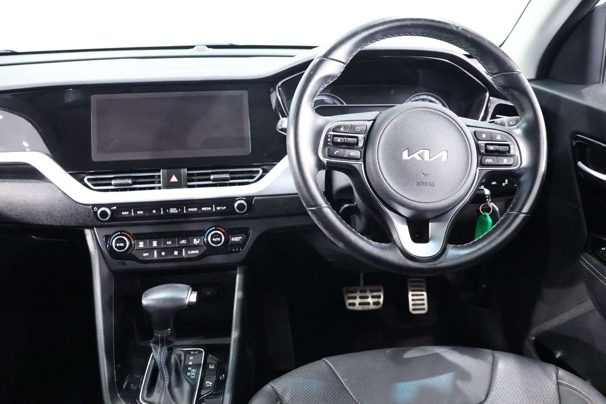 2021 Kia Niro Hybrid Sport DE