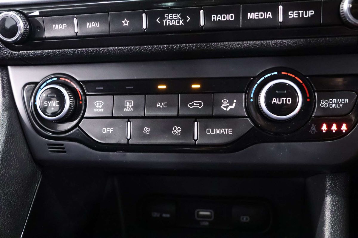 2021 Kia Niro Hybrid Sport DE
