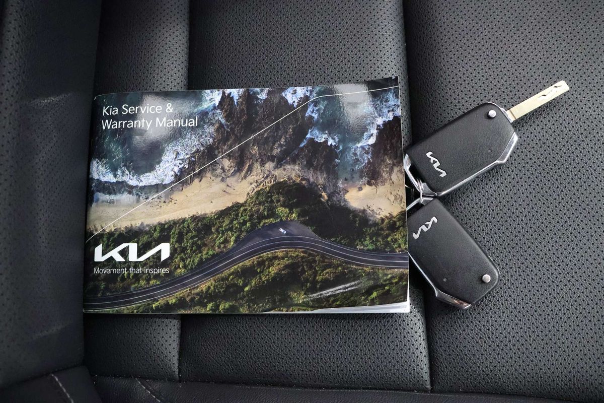 2021 Kia Niro Hybrid Sport DE
