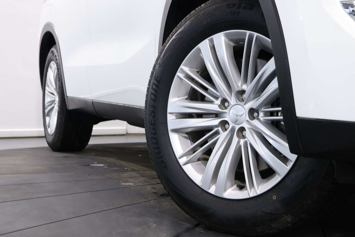 2023 Mitsubishi Outlander ES ZM