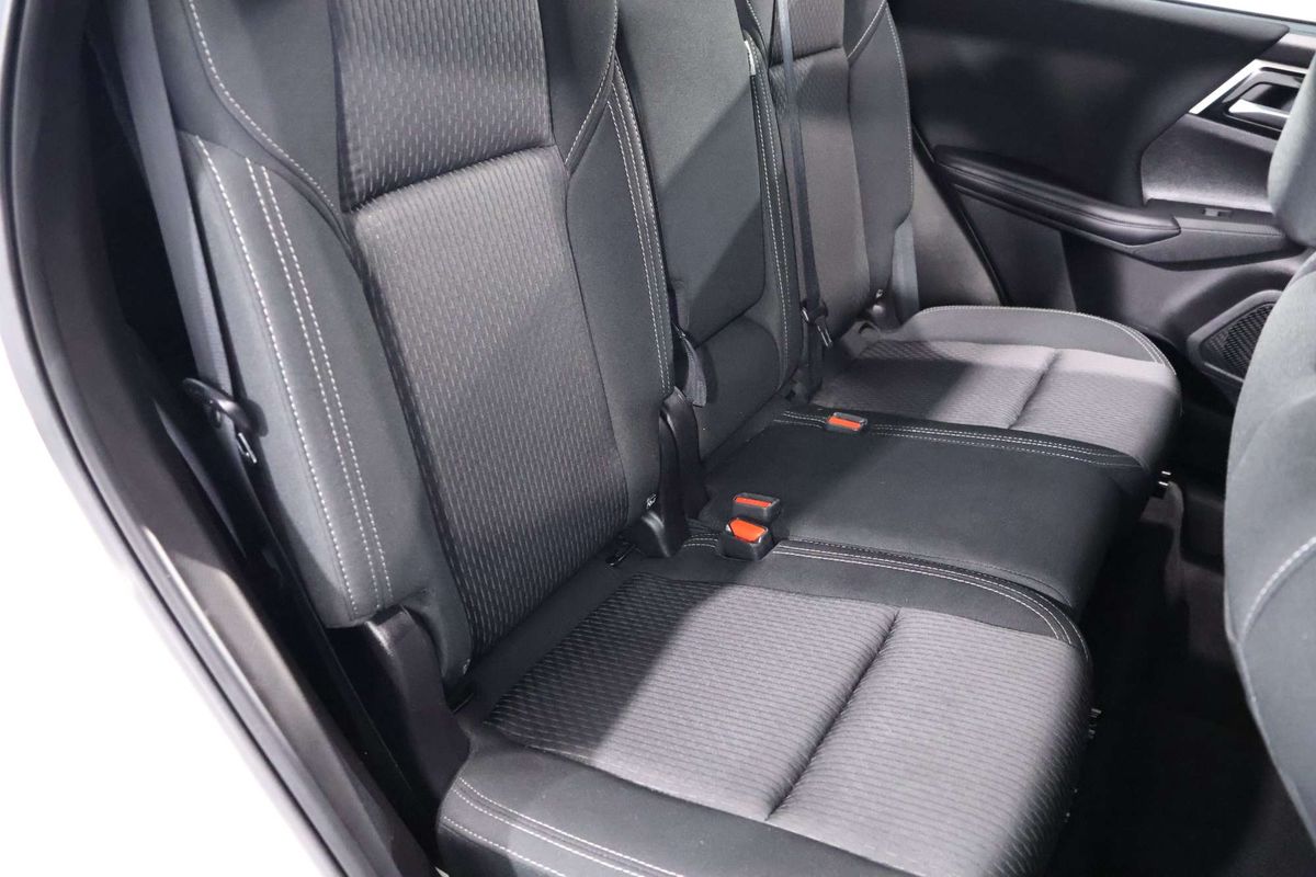 2023 Mitsubishi Outlander ES ZM