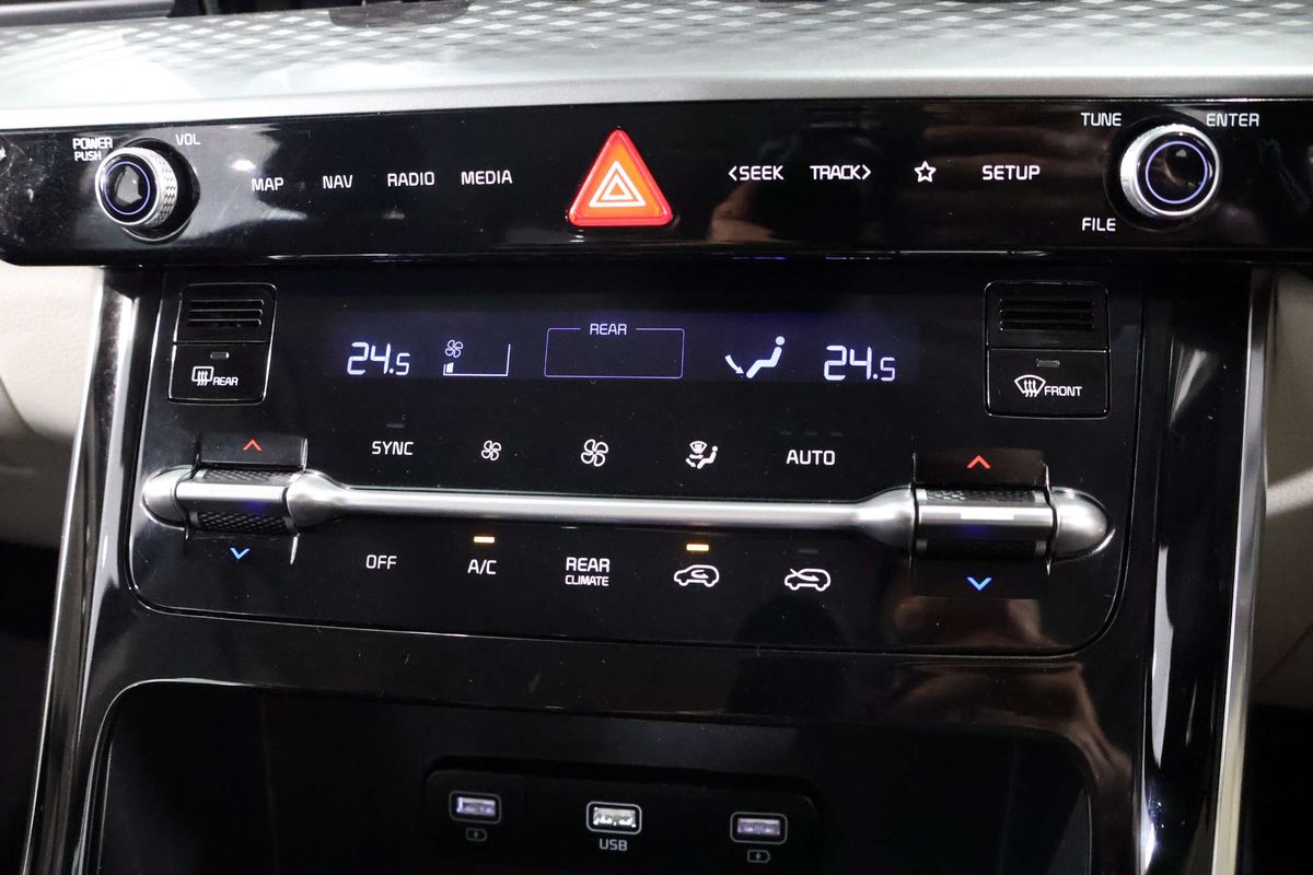 2020 Kia Carnival Si YP