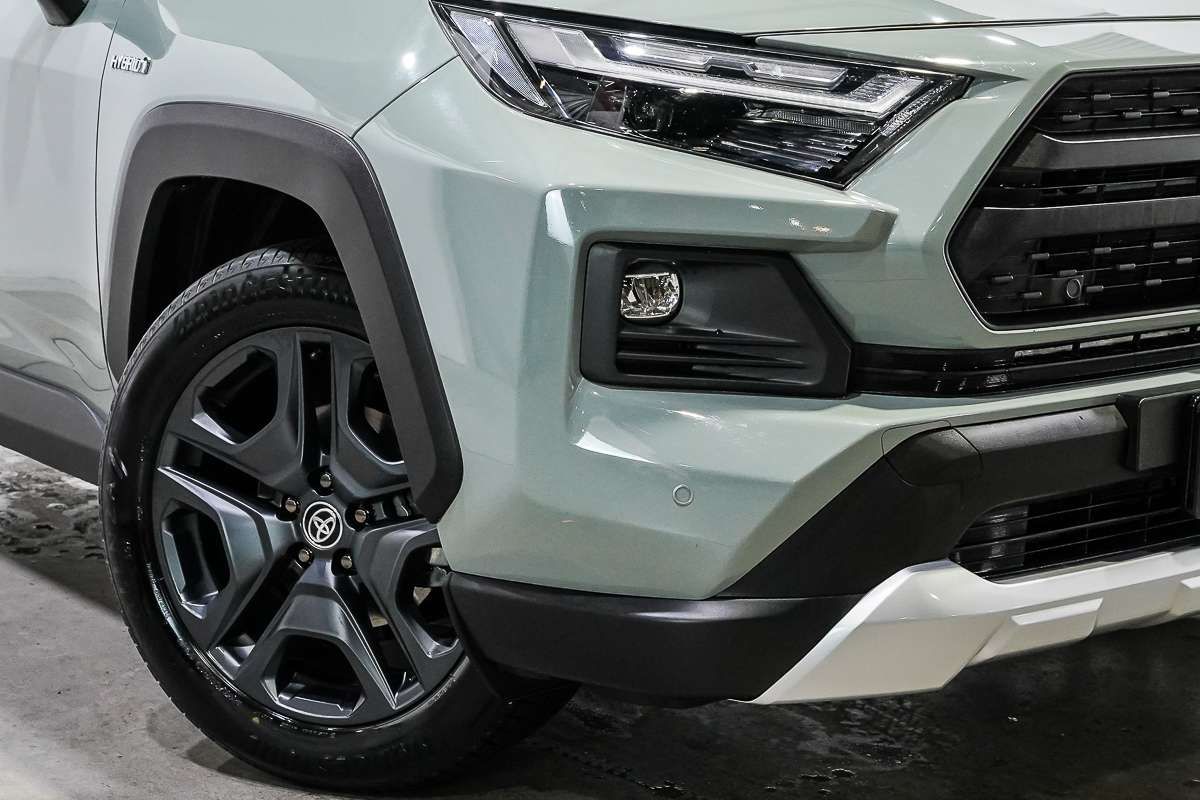 2022 Toyota RAV4 Edge AXAA54R