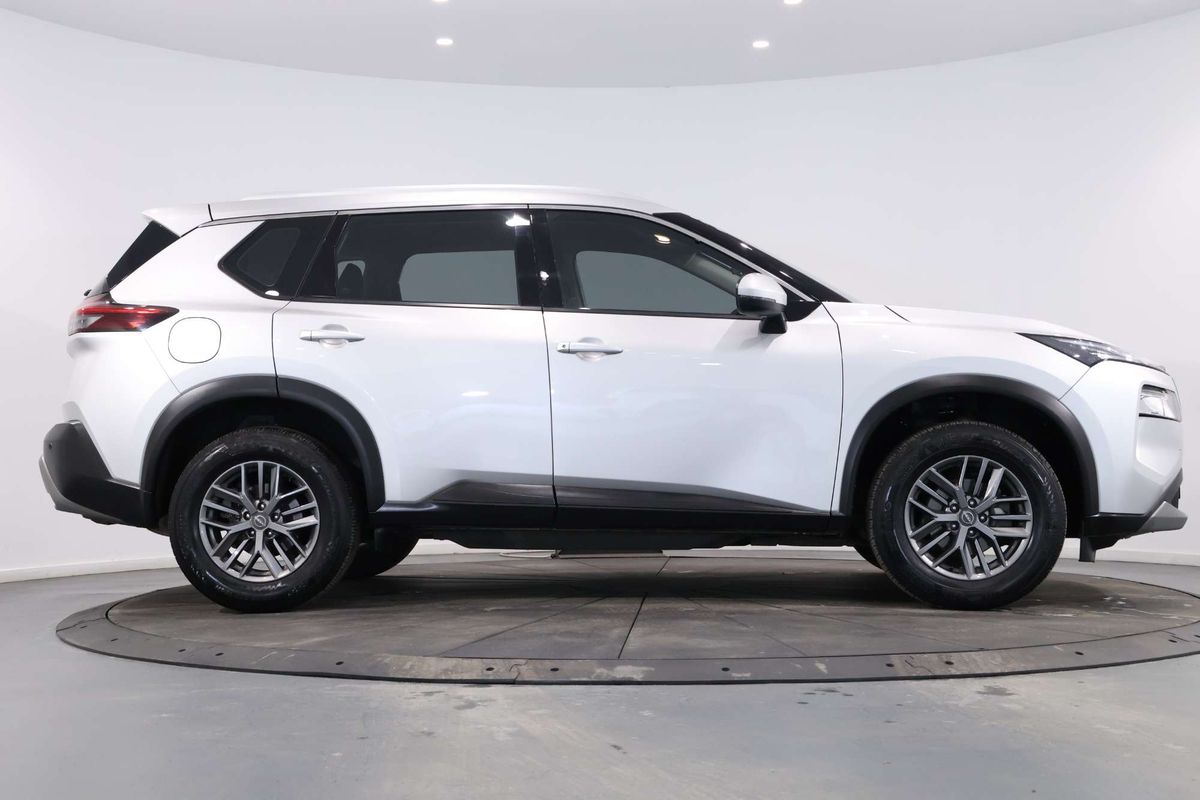 2023 Nissan X-TRAIL ST T33